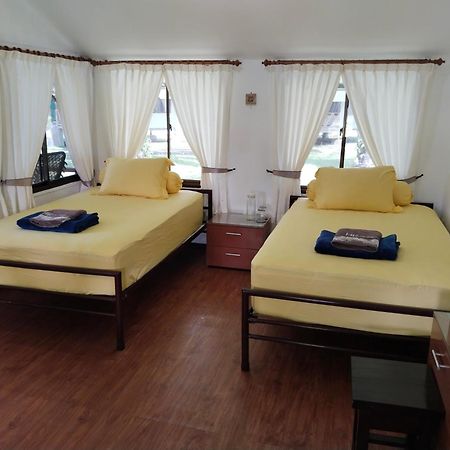 Mb Camp Singkil Hotel Gosongtelaga ภายนอก รูปภาพ