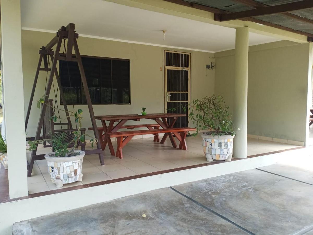 Mb Camp Singkil Hotel Gosongtelaga ภายนอก รูปภาพ