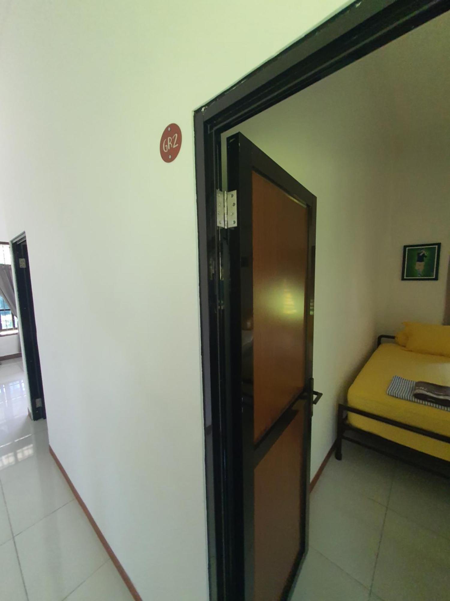 Mb Camp Singkil Hotel Gosongtelaga ภายนอก รูปภาพ