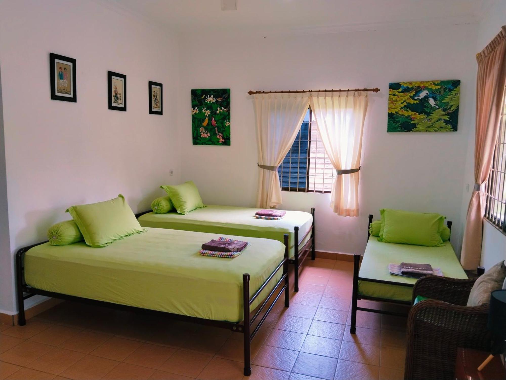 Mb Camp Singkil Hotel Gosongtelaga ภายนอก รูปภาพ