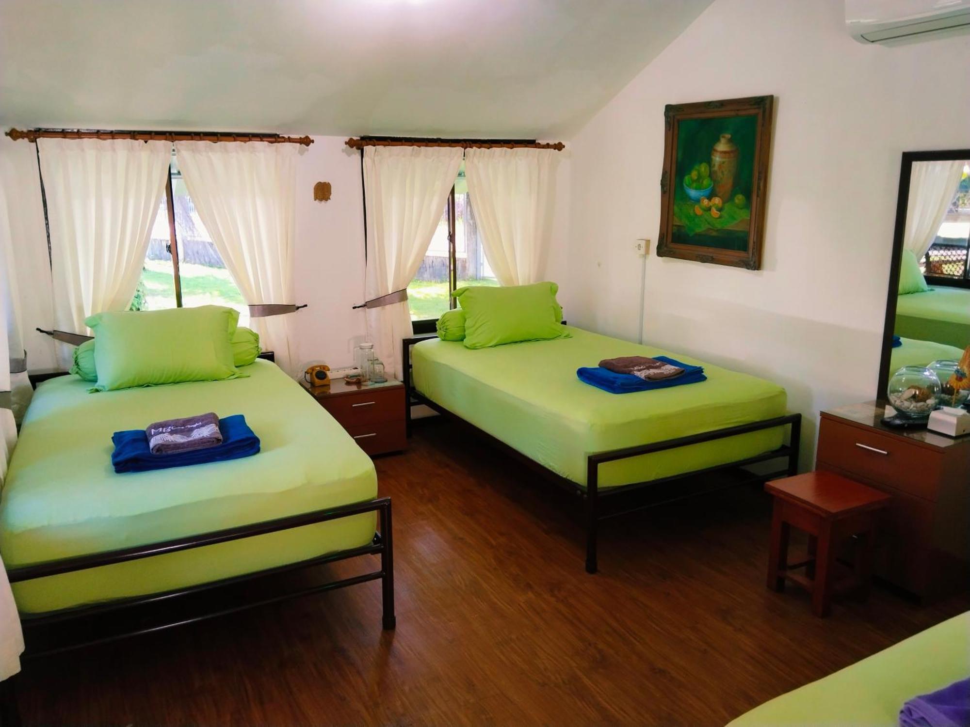 Mb Camp Singkil Hotel Gosongtelaga ภายนอก รูปภาพ