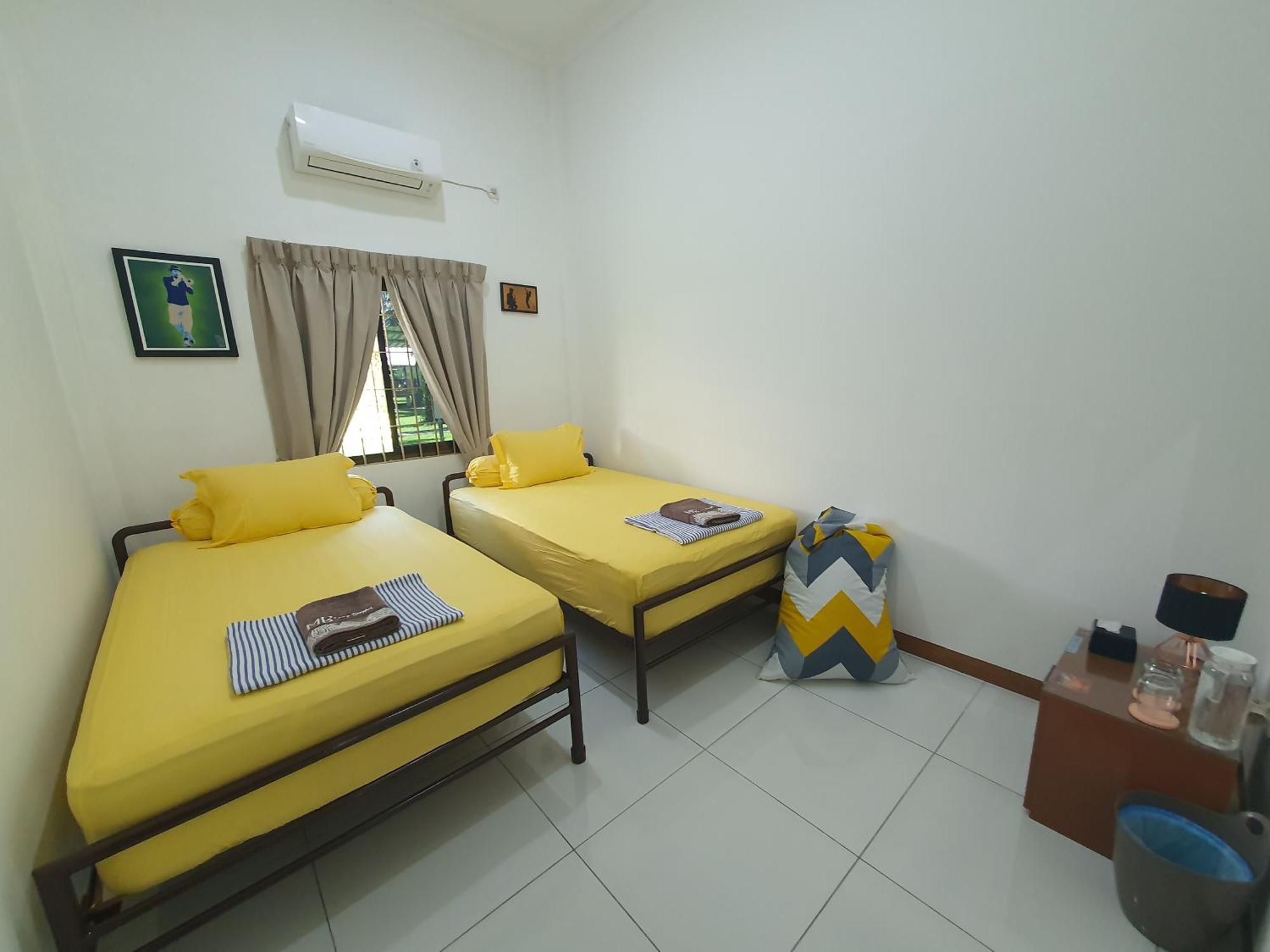 Mb Camp Singkil Hotel Gosongtelaga ภายนอก รูปภาพ